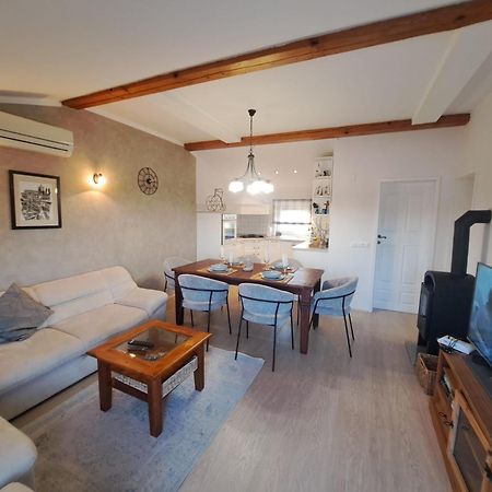 Apartman Lucia Posedarje Exterior foto