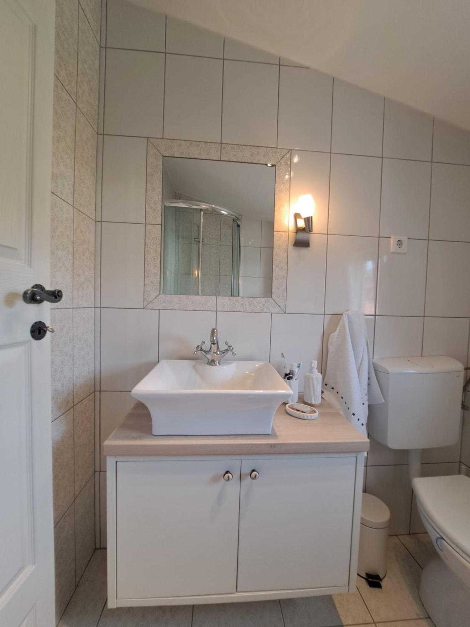 Apartman Lucia Posedarje Exterior foto